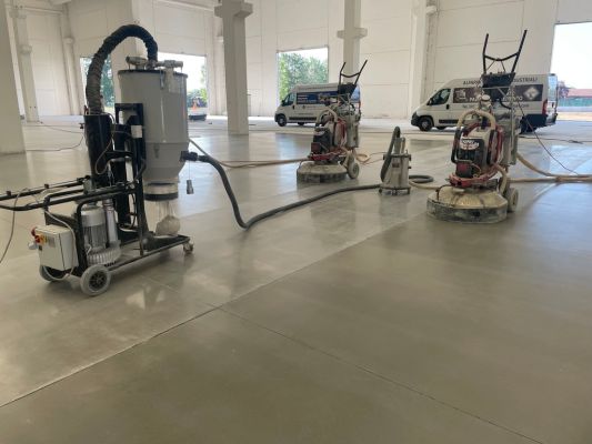 La lucidatura dei pavimenti in cemento con silicati